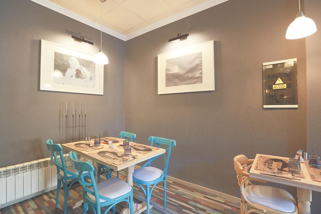 Artmotel & Bistro Hateg Luaran gambar